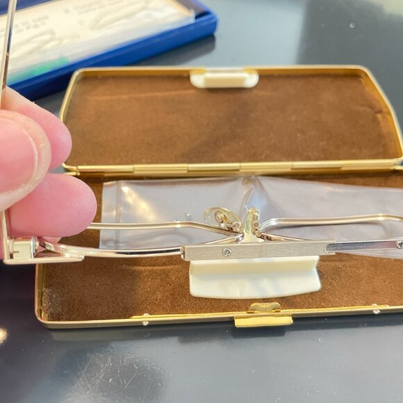 NEW SlimFold Kanda of Japan Folding Eyeglasses w/ Case in SILVER - Picture 9 of 12